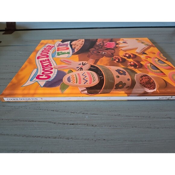 Cookie Dough Fun Cookbook Vintage 1997 Cooking with Kids Recipes Book Retro Vtg - Picture 3 of 10